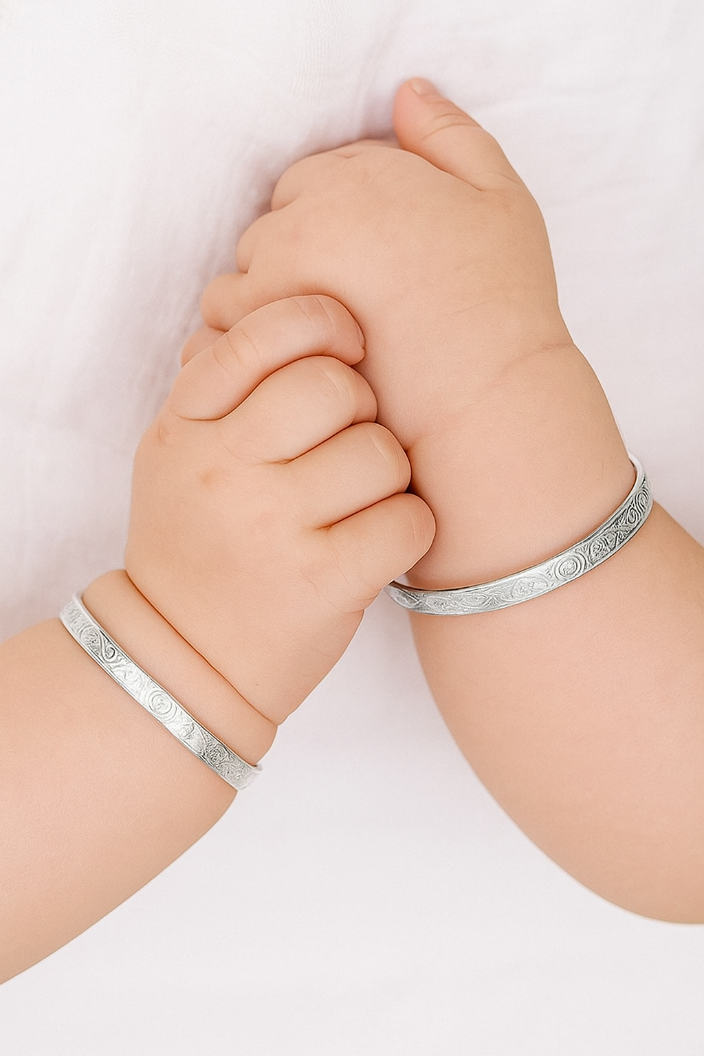 Why Personalised Baby Bangles and Keepsake Jewellery Make the Ultimate Timeless Gifts